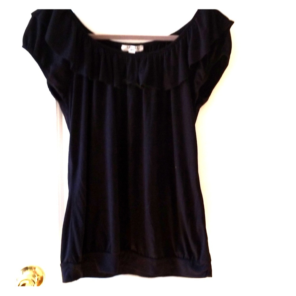 🎈3 for 15 items w/🎈Uniform JPR top